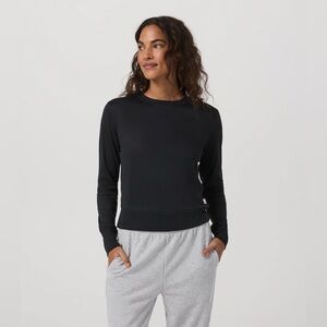 Women’s Black Long-Sleeve Crewneck Top
